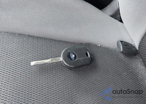 2014 Ford Focus S z USA, uszkodzony, nr VIN 1FADP3E28EL443534